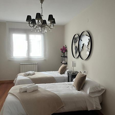Avanza 4 Plaza Galicia Саррия Экстерьер фото